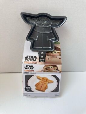 Disney Star Wars The Mandalorian Grogu Pancake Pan